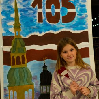 Dziesmu vakars klusinātā gaismā - 