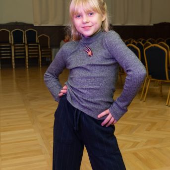 Dziesmu vakars klusinātā gaismā - 