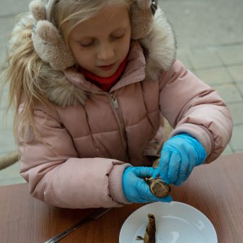 Dziesmu vakars klusinātā gaismā - 