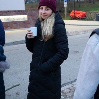 Dziesmu vakars klusinātā gaismā - 