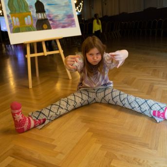 Dziesmu vakars klusinātā gaismā - 