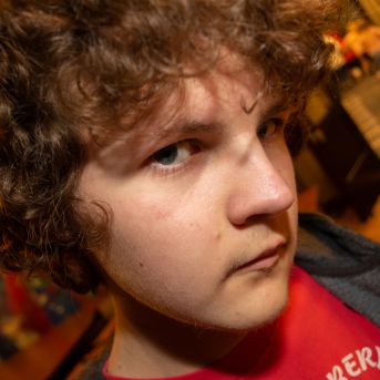 Dziesmu vakars klusinātā gaismā - 