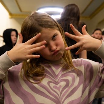 Dziesmu vakars klusinātā gaismā - 