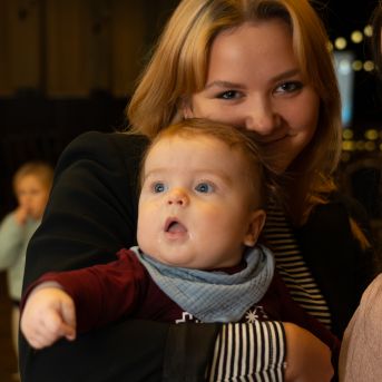 Dziesmu vakars klusinātā gaismā - 