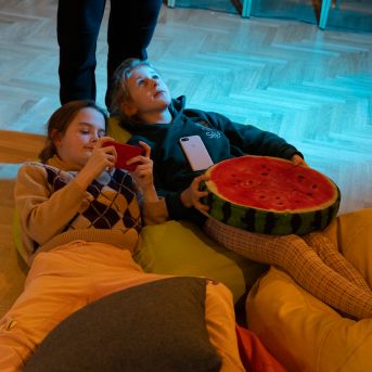 Dziesmu vakars klusinātā gaismā - 