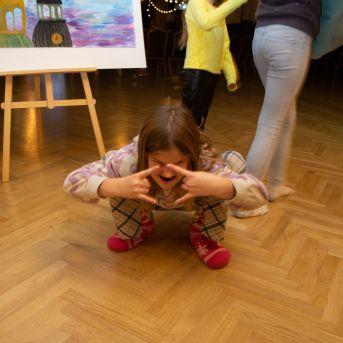 Dziesmu vakars klusinātā gaismā - 