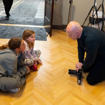 Dziesmu vakars klusinātā gaismā - 