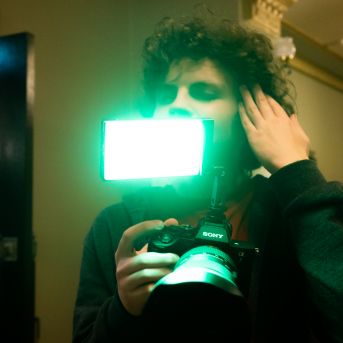 Dziesmu vakars klusinātā gaismā - 