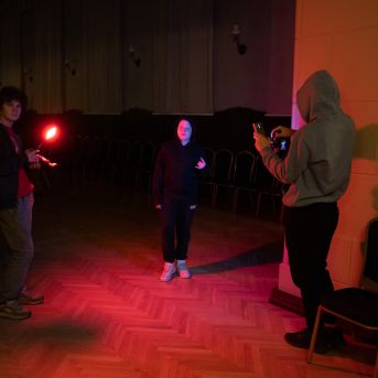 Dziesmu vakars klusinātā gaismā - 