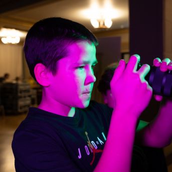 Dziesmu vakars klusinātā gaismā - 