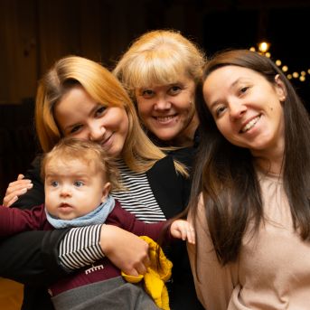 Dziesmu vakars klusinātā gaismā - 