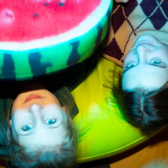 Dziesmu vakars klusinātā gaismā - 