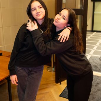 Dziesmu vakars klusinātā gaismā - 