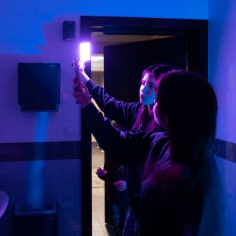 Dziesmu vakars klusinātā gaismā - 