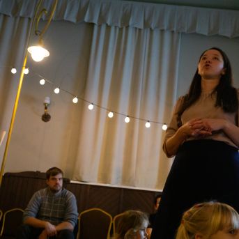 Dziesmu vakars klusinātā gaismā - 