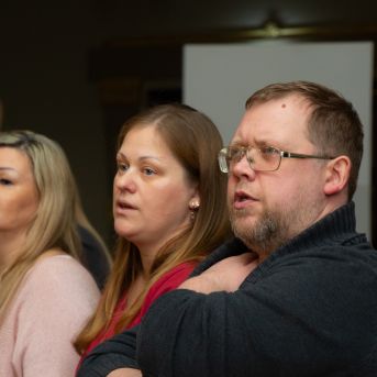 Dziesmu vakars klusinātā gaismā - 