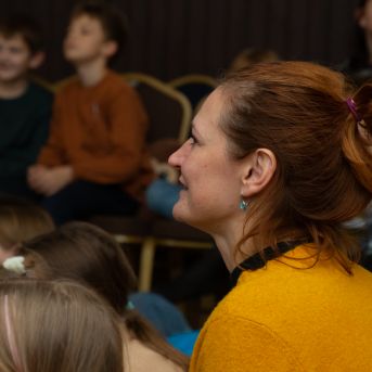 Dziesmu vakars klusinātā gaismā - 