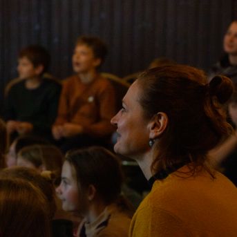 Dziesmu vakars klusinātā gaismā - 