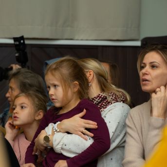 Dziesmu vakars klusinātā gaismā - 