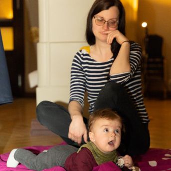 Dziesmu vakars klusinātā gaismā - 