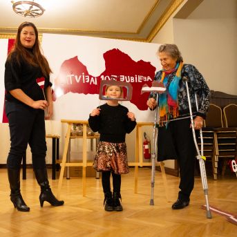 Dziesmu vakars klusinātā gaismā - 