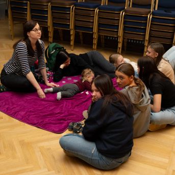 Dziesmu vakars klusinātā gaismā - 