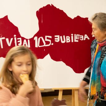 Dziesmu vakars klusinātā gaismā - 