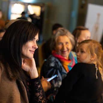 Dziesmu vakars klusinātā gaismā - 