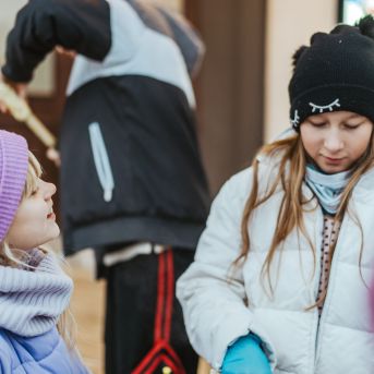 Dziesmu vakars klusinātā gaismā - 