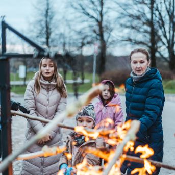 Dziesmu vakars klusinātā gaismā - 