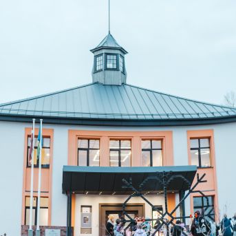 Dziesmu vakars klusinātā gaismā - 