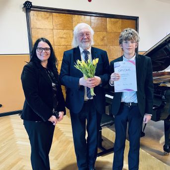 Kristiāns klavieru konkursā Dobelē - 