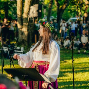 IELĪGOŠANA PIE SĒJAS OZOLA 2024 - Foto no Saulkrastu novada mājas lapas