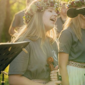 IELĪGOŠANA PIE SĒJAS OZOLA 2024 - Foto no Saulkrastu novada mājas lapas