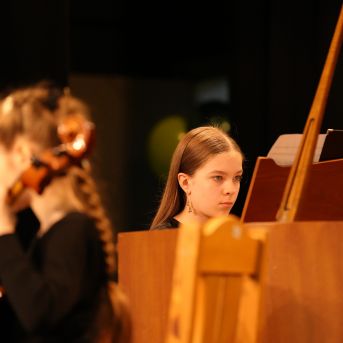 Sadraudzības koncerts ar Jūrmalas Mūzikas vidusskolu - foto Guntars Petrovics