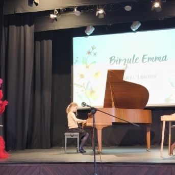 Pavasara ieskandināšanas koncertsesija 8.marts - 