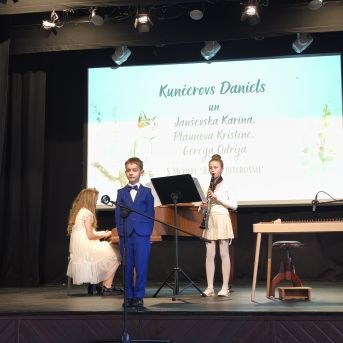 Pavasara ieskandināšanas koncertsesija 8.marts - 