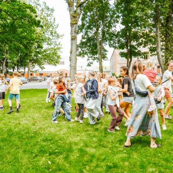 Lai top! 1. diena - Foto SMMS skolotāji un audzēkņi