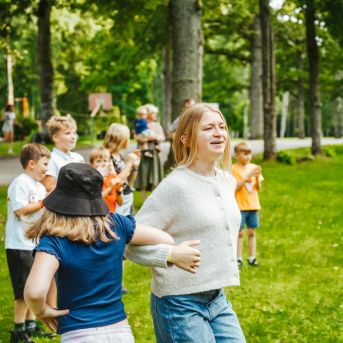 Lai top! 1. diena - Foto SMMS skolotāji un audzēkņi