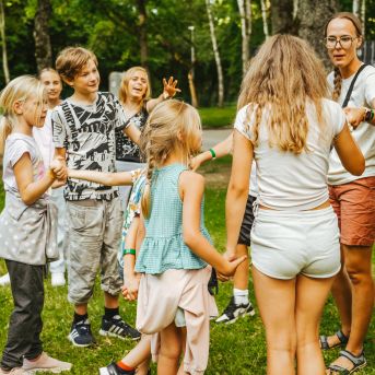 Lai top! 1. diena - Foto SMMS skolotāji un audzēkņi