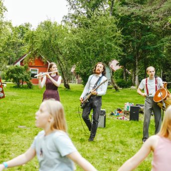 Lai top! 1. diena - Foto SMMS skolotāji un audzēkņi