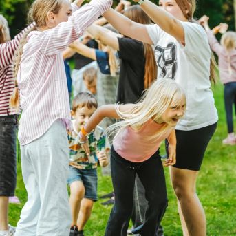 Lai top! 1. diena - Foto SMMS skolotāji un audzēkņi