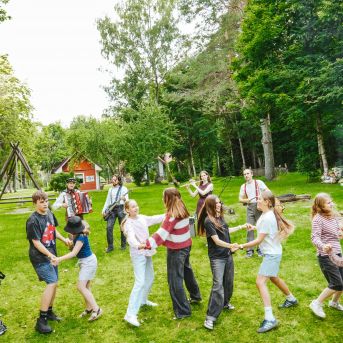 Lai top! 1. diena - Foto SMMS skolotāji un audzēkņi
