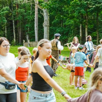Lai top! 1. diena - Foto SMMS skolotāji un audzēkņi