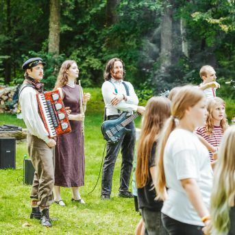 Lai top! 1. diena - Foto SMMS skolotāji un audzēkņi