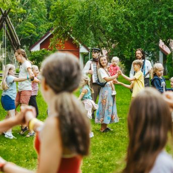 Lai top! 1. diena - Foto SMMS skolotāji un audzēkņi