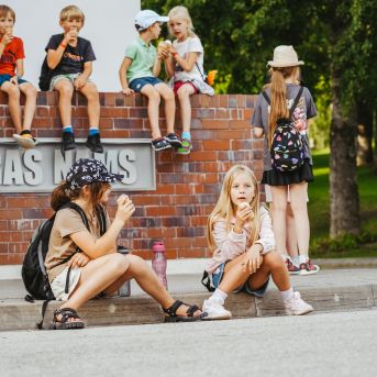 Lai top! 2026. 2. diena - Foto SMMS skolotāji un audzēkņi